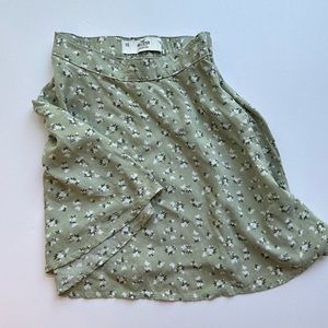 Hollister Sage Green Floral Mini Skater Swing Skirt XS High Waisted
